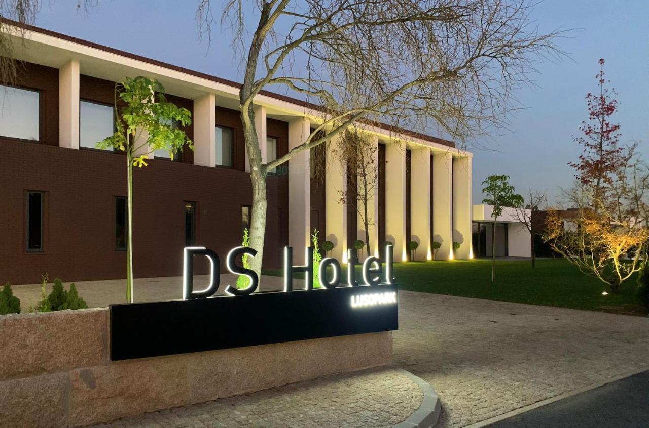 DS Hotel Lusopark Santa Maria da Feira Buitenkant foto